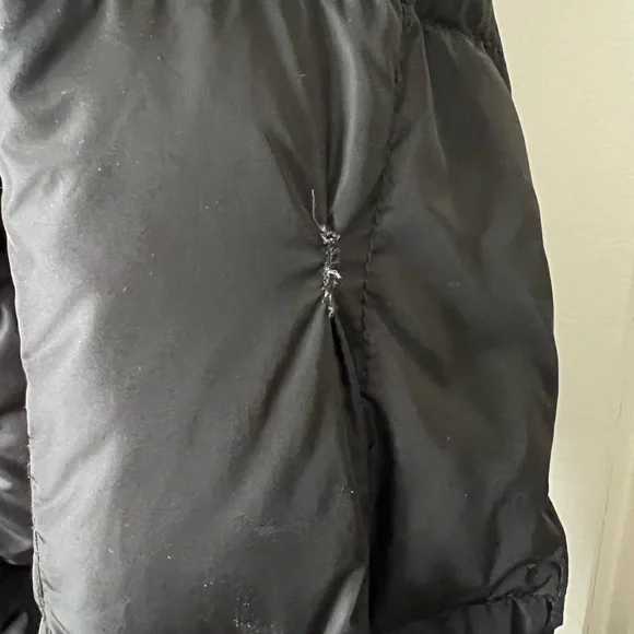 The North Face down coat. Size M. Very good condition. - Picture 6 of 7